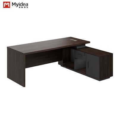 Исполнительный компьютерный стол с тумбой. Современный дизайн из деревянных панелей. Прочная, экологичная конструкция. Требуется сборка.